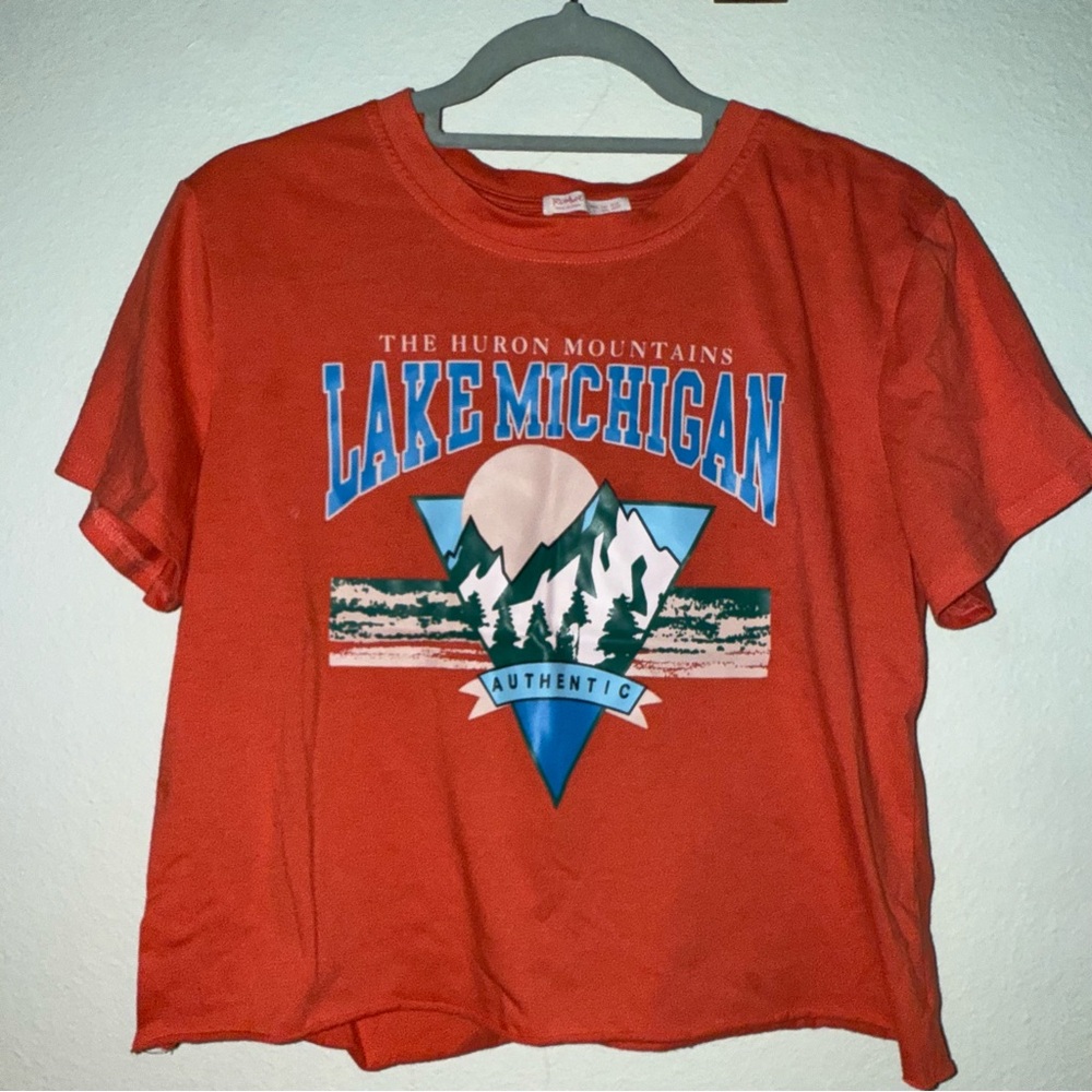 ROMWE Red Graphic Crop Top